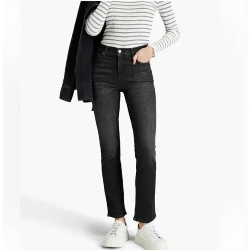 Frame Le High Straight Leg Jeans Washed Black size 28